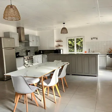 Les Chardonnays Holiday home Baroville